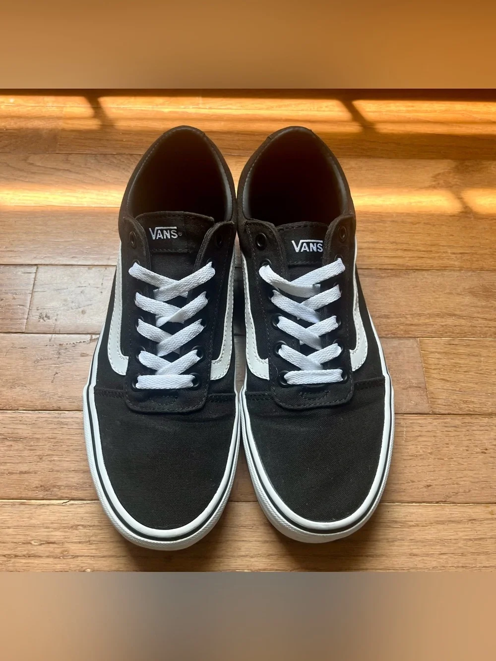 Women’s Vans Ward (Canvas) Sneakers